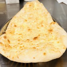 36-Cheese Naan (bord)