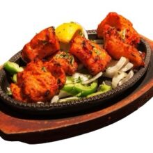 19. Kyckling Tikka Sizzler (bord) (medelstark)