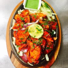 23. Paneer Sizzler vegetarisk (medelstark)